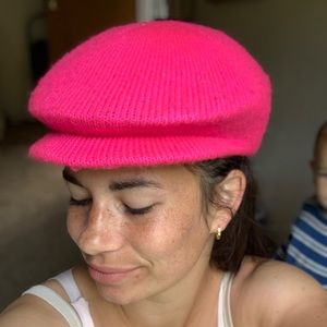 Vintage hot pink womens hat union era glove workers acrylic  60s 70s 80s cute
